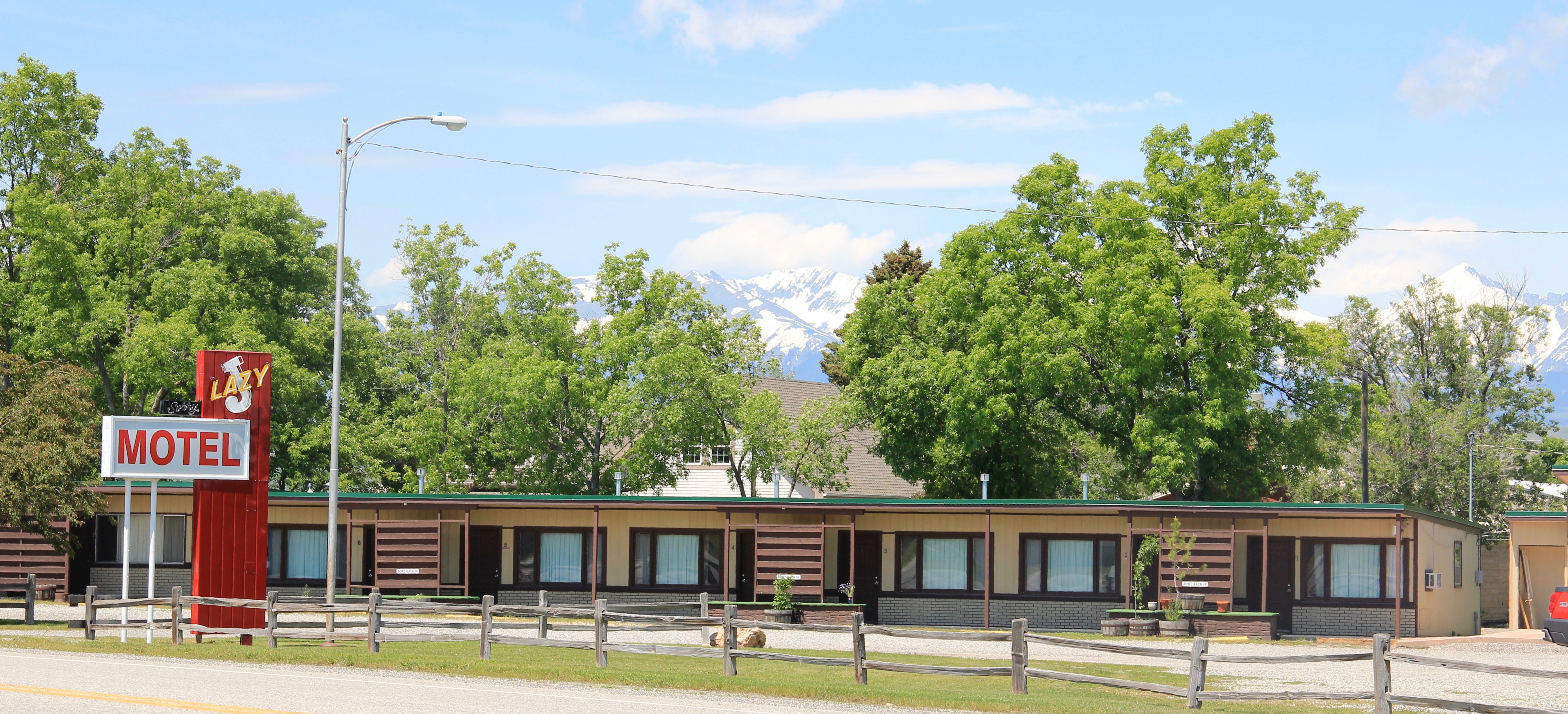 Big Timber roadside motel